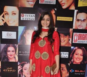 alia bhatt in red dress
