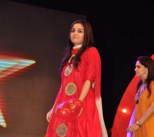 alia bhatt in red dress hot